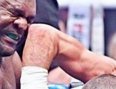 Όταν ο «Δαβίδ» βγάζει νοκ άουτ τον «Γολιάθ» (βίντεο)